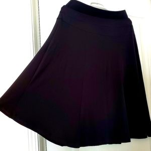 Dress Barn Black Fun Flirty Stretchy Midi Skirt